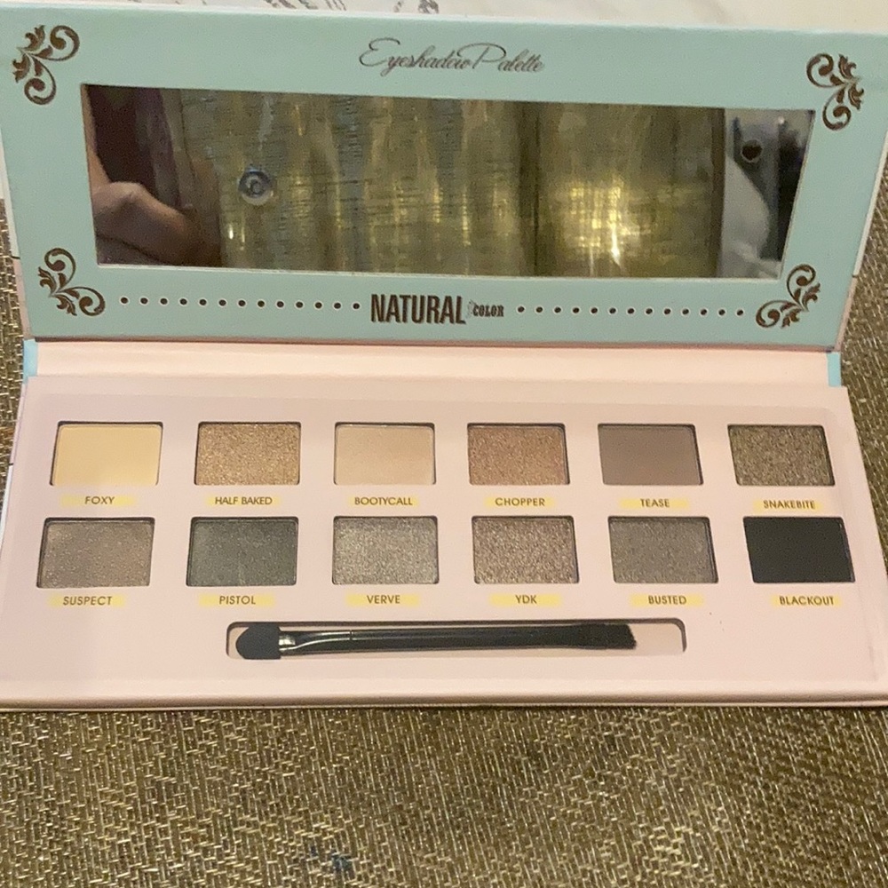 Make up bundle